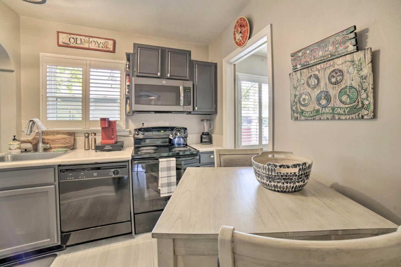 Enchanting Reno Retreat With Deck Walk To Midtown! Eksteriør bilde